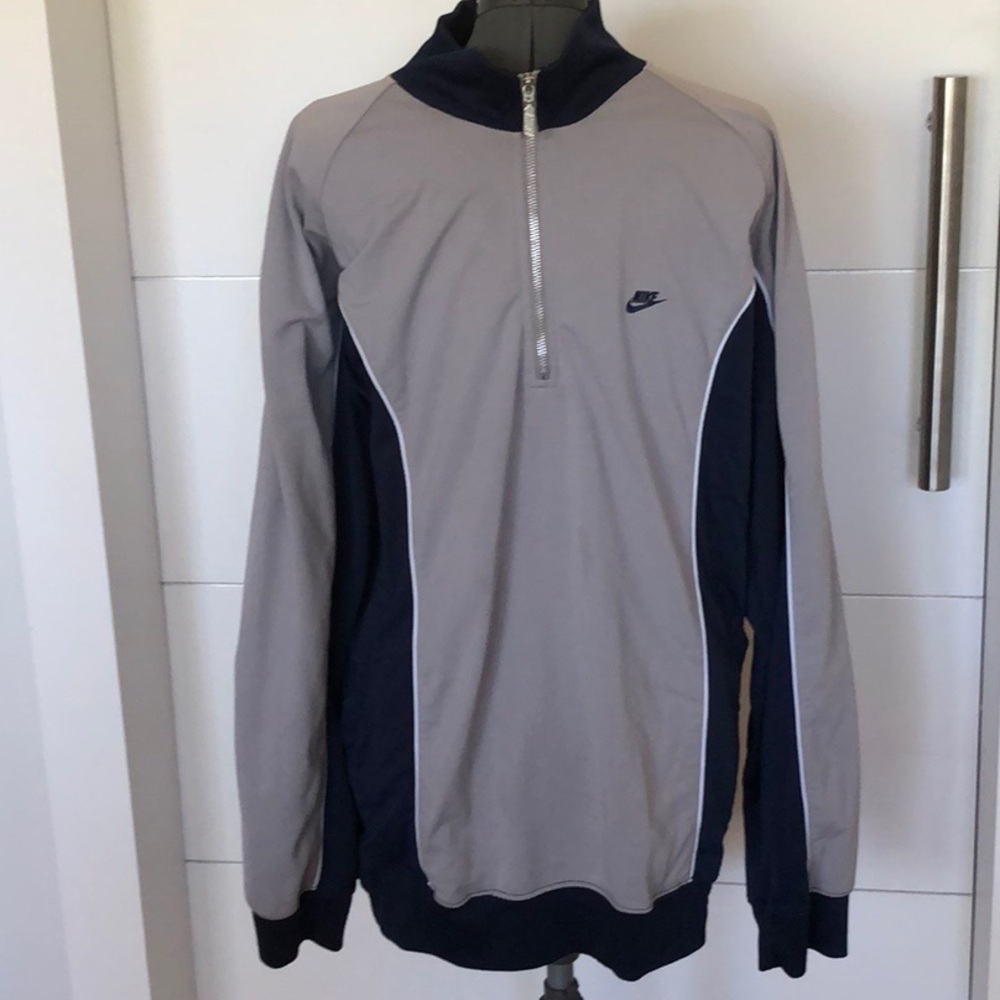 Nike Long Sleeve Pull Over XL
